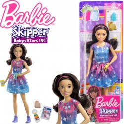 Barbie: Barna hosszú hajú bébiszitter csillagos ruhában  FHY89